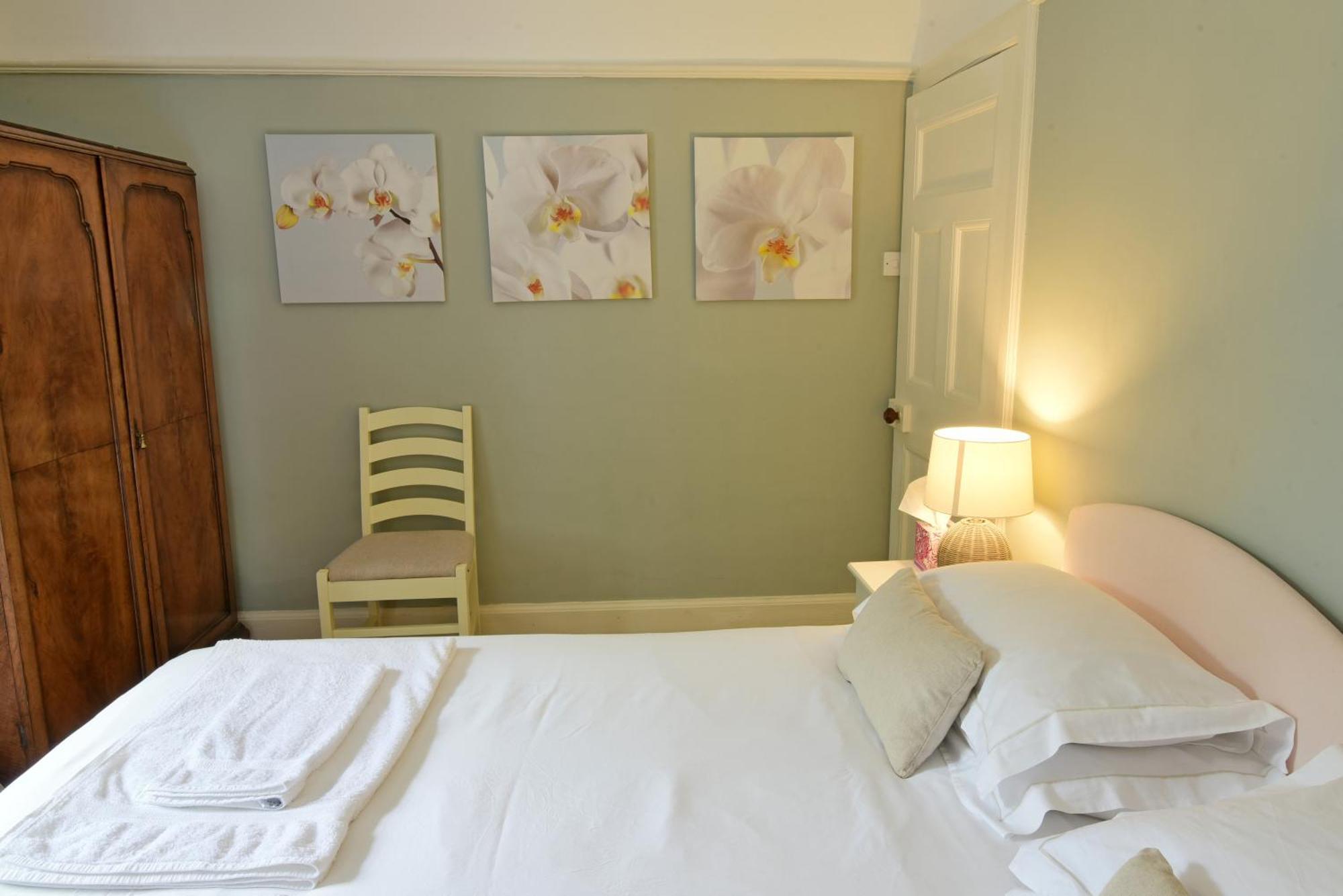 Gardeners Cottage Chesthill ภายนอก รูปภาพ
